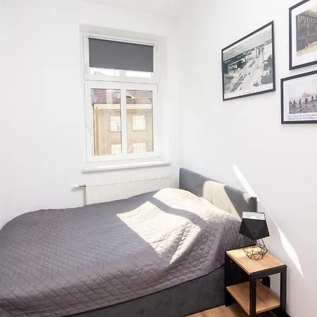 Portowa 11 * Гдыня