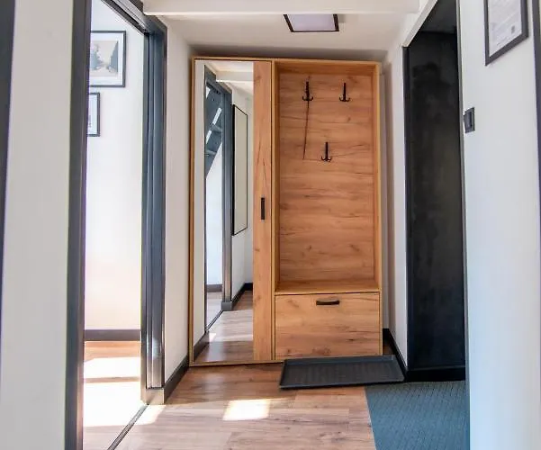 Portowa 11 Apartament *